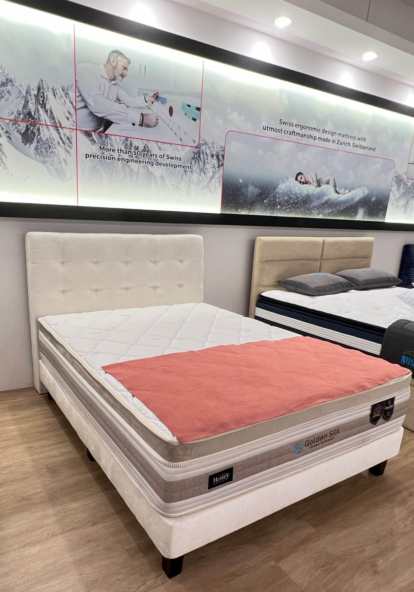 Snow Bedframe